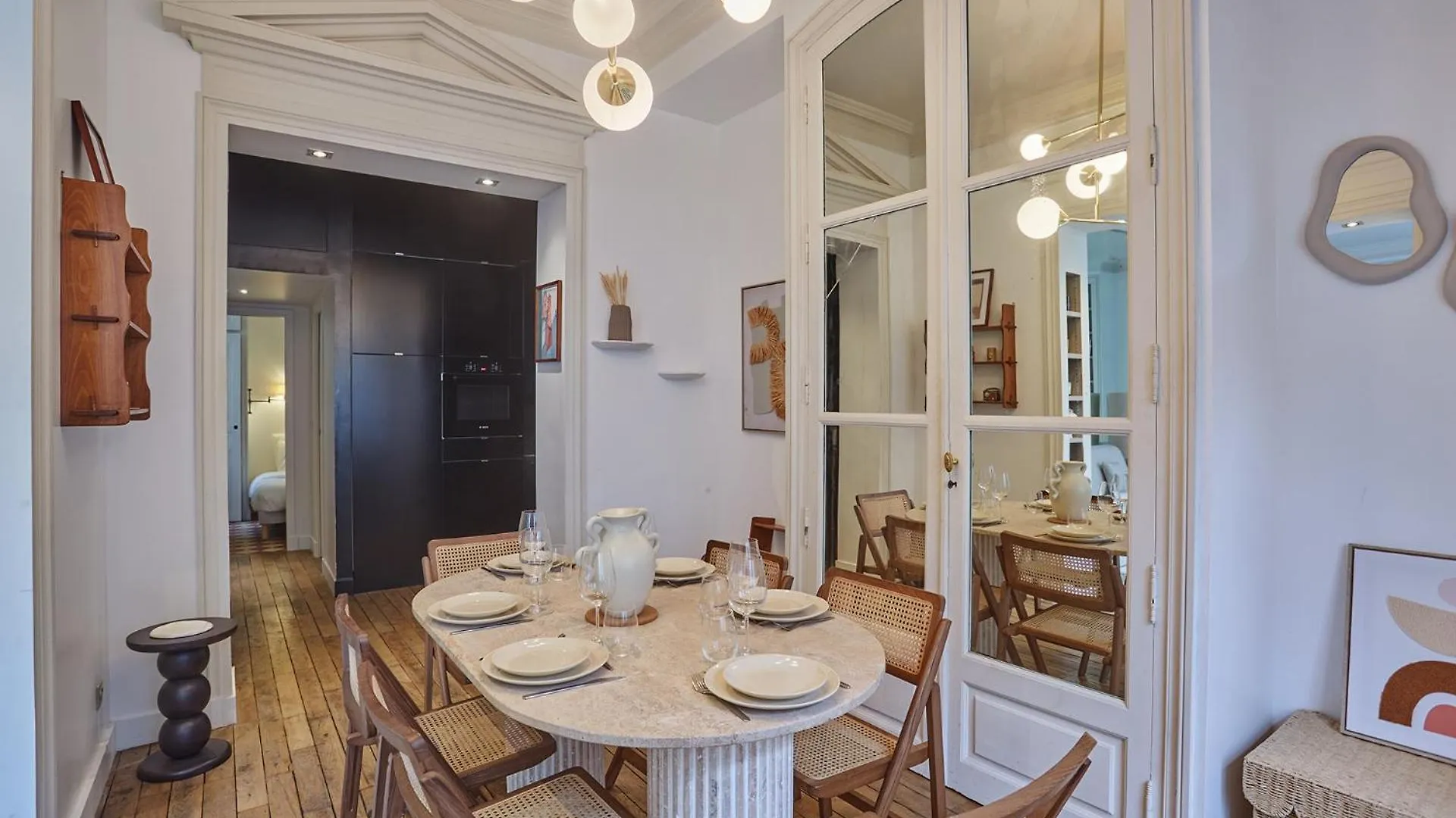 Appartment St Germain Des Pres By Studio Prestige Paris